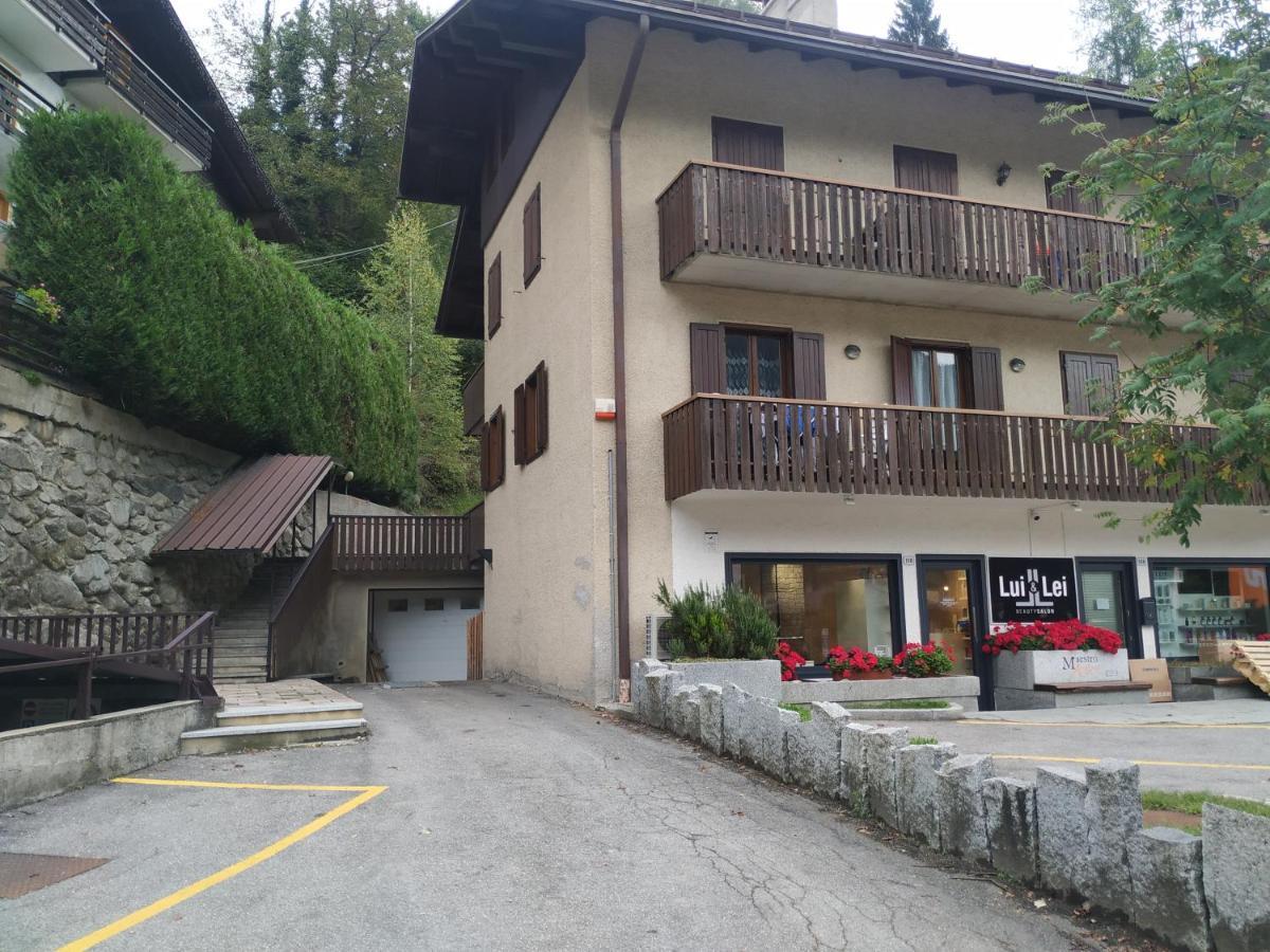 La Mansarda Di Emma Leilighet Pinzolo Eksteriør bilde